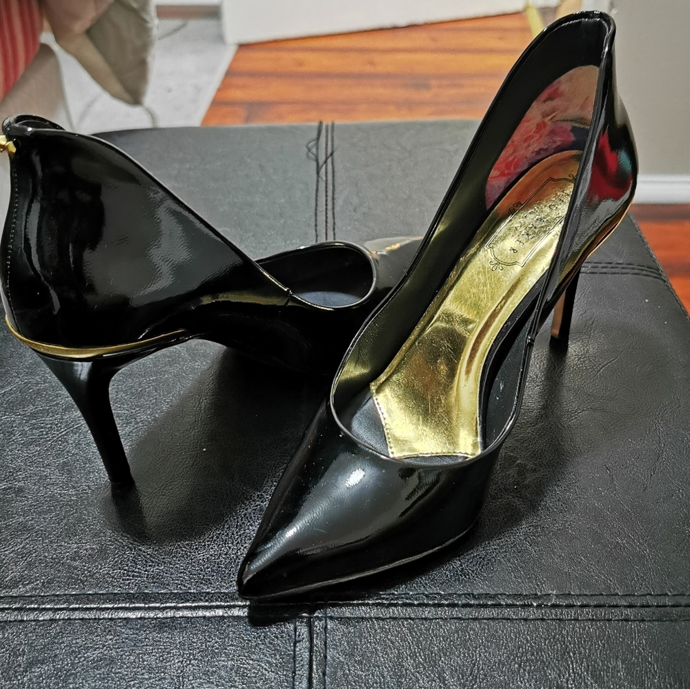 Ted Baker pumps